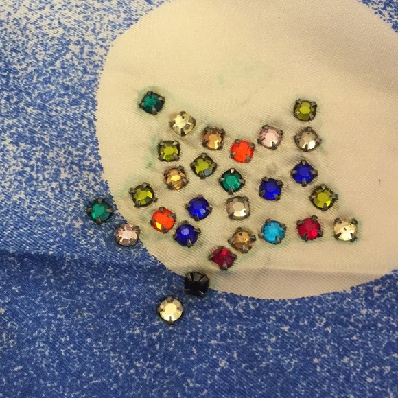 Vintage 80s Silk Scarf  Embellishment gems​ - Picture 3 of 7